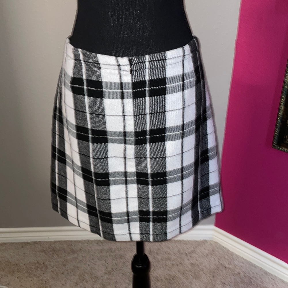 Plaid mini skirt